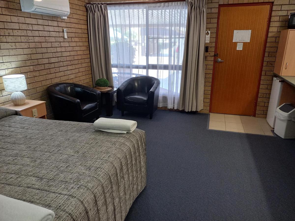 Macintyre Motor Inn 군두윈디 외부 사진