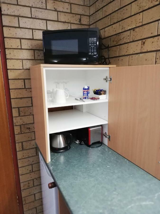 Macintyre Motor Inn 군두윈디 외부 사진